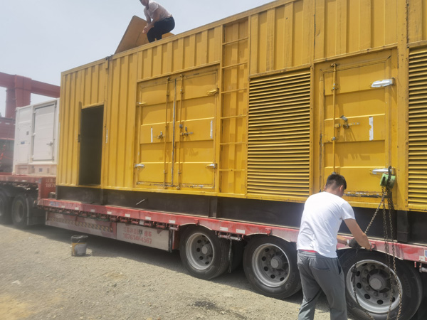 洪洞汽油发电机对供油装置的要求