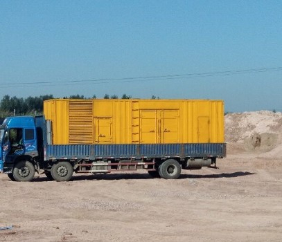 洪洞海拔3000m以上地区的变压器外绝缘距离应如何确定？